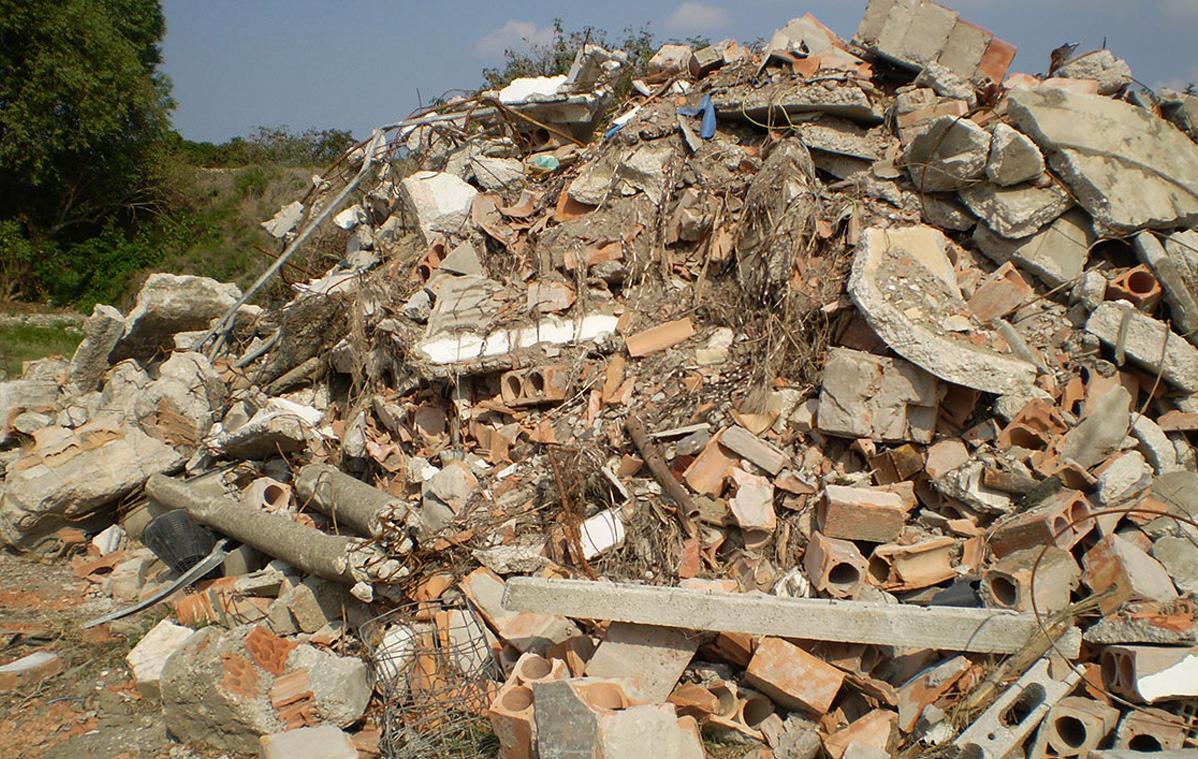 “Inerti” sino a 30 chili all’ecocentro di Pratosardo 