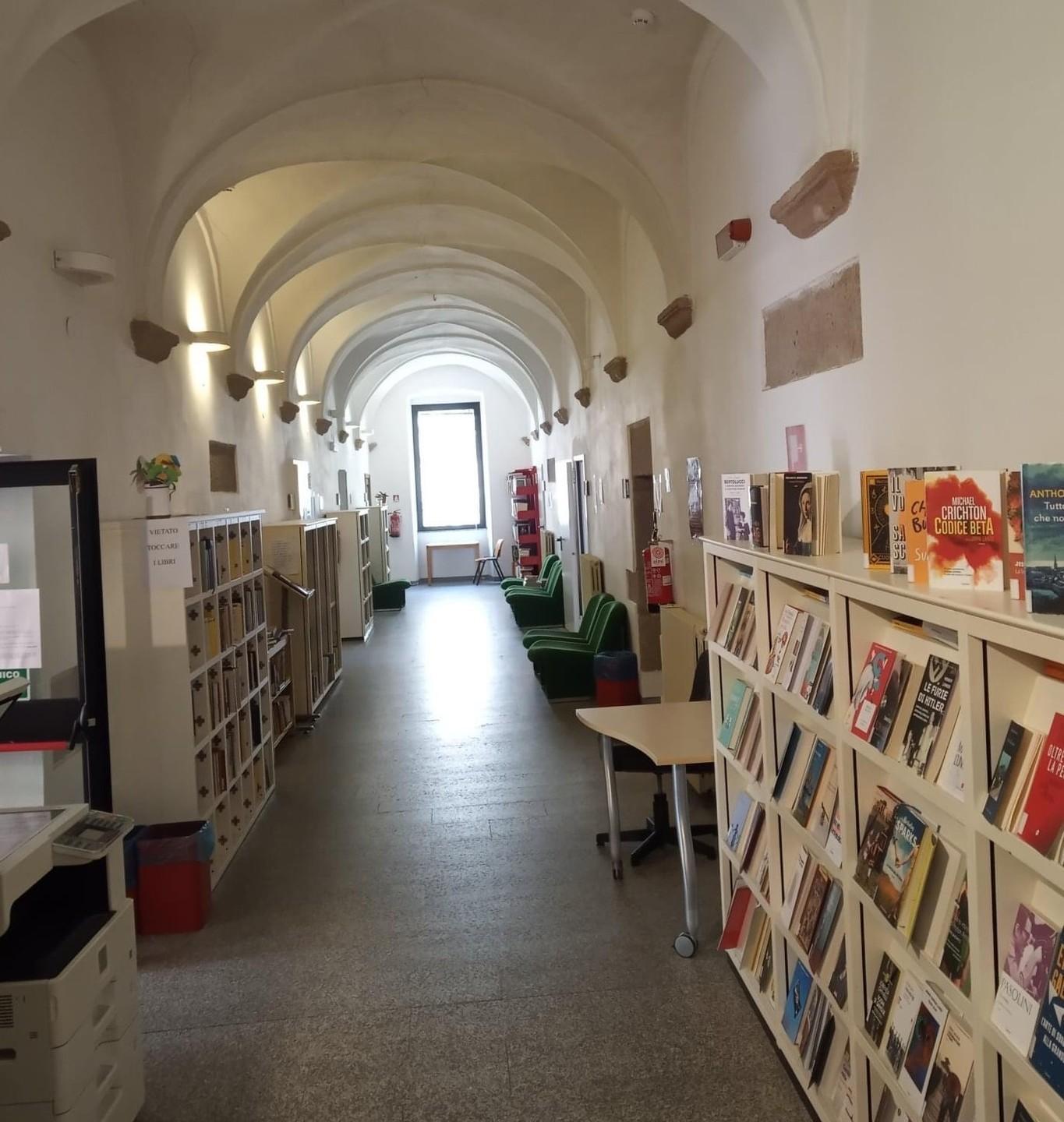 Ozieri, anche in zona rossa la biblioteca resta aperta ma solo su prenotazione