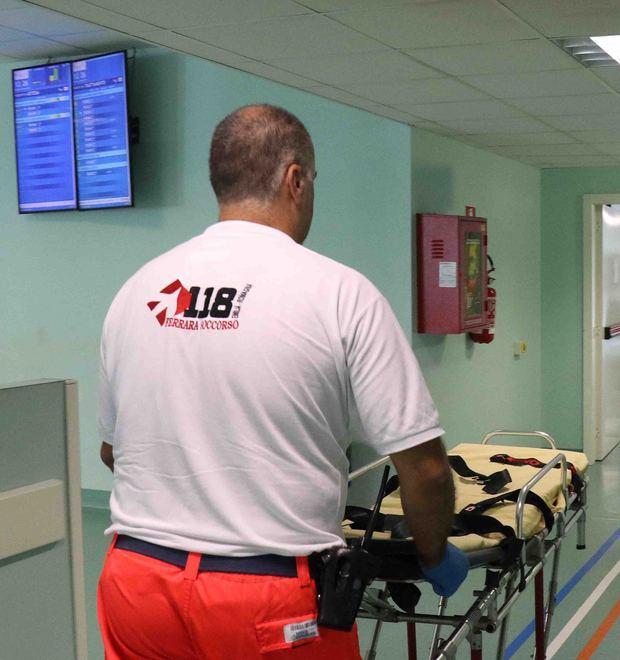 L’allarme da Cona: ricoverato in ospedale picchia tre infermieri 