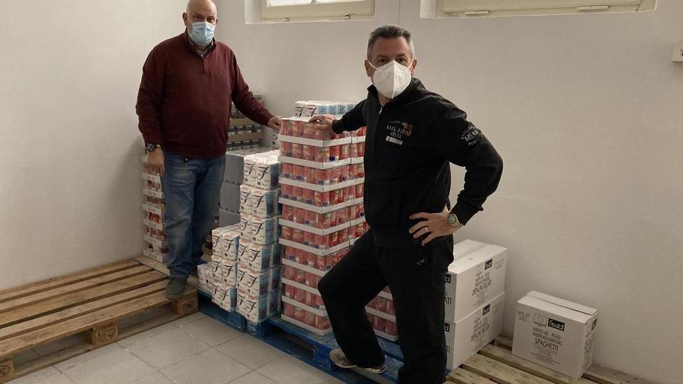 Mille chili di alimenti a chi è difficoltà: oggi sono oltre 140 le famiglie cecinesi aiutate