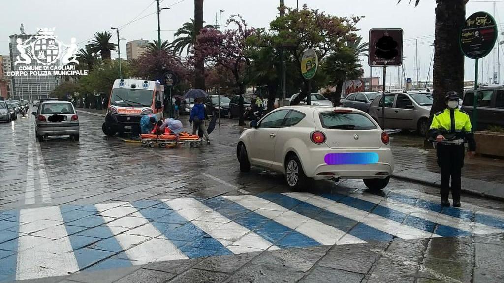 Investito sulle strisce pedonali a Cagliari: 55enne in ospedale