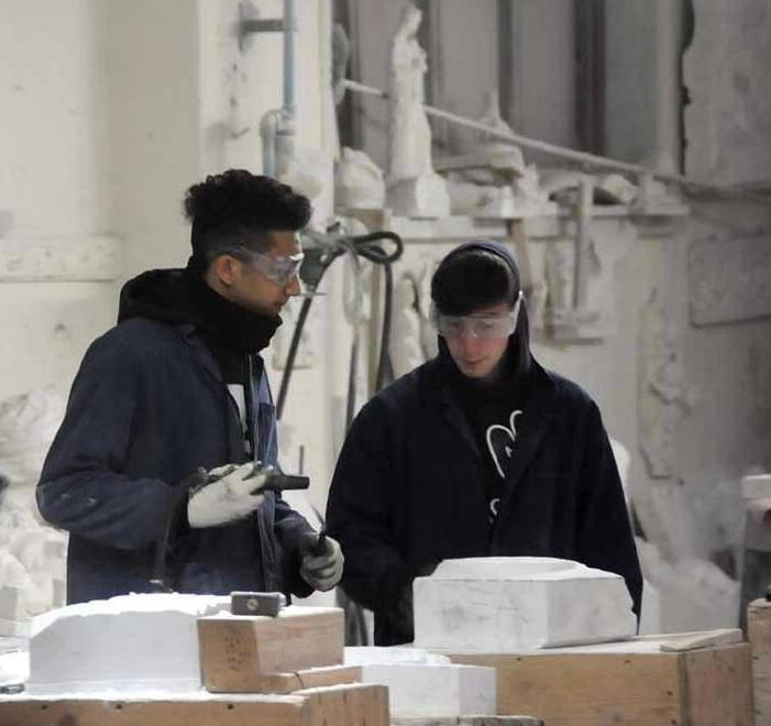 Nove sculture dal “Tacca” per la via Francigena