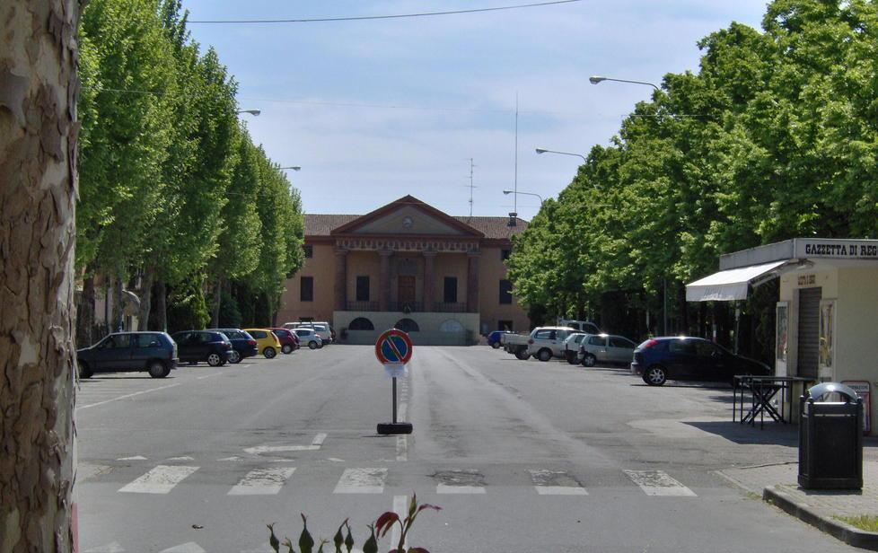 Da domenica piazza Carducci è pedonale ma solo al mattino 