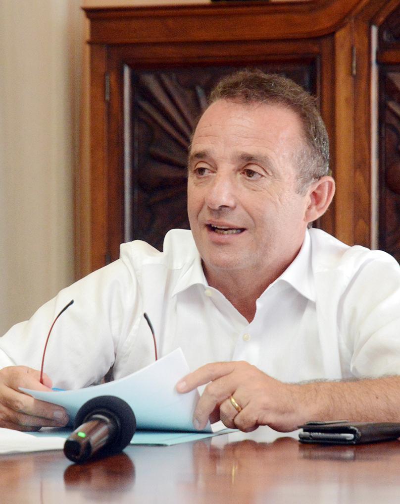 Sanità allo sbando, Regione sotto attacco 