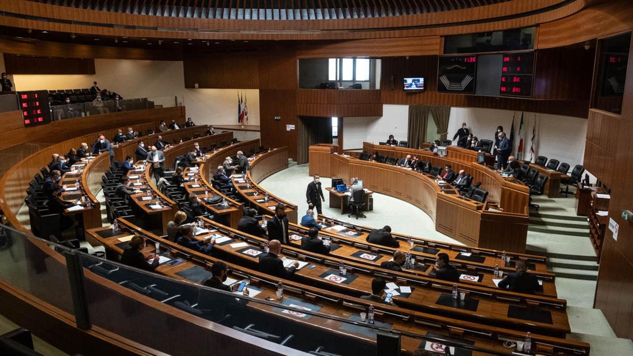 Il Covid “congela” il super staff