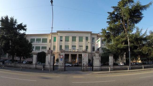 Covid: a Bologna chiude una terapia intensiva al Sant'Orsola