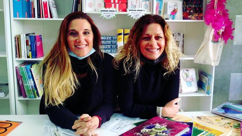 Negozio di libri usati in corso Mazzini è in cerca di due addetti alla vendita