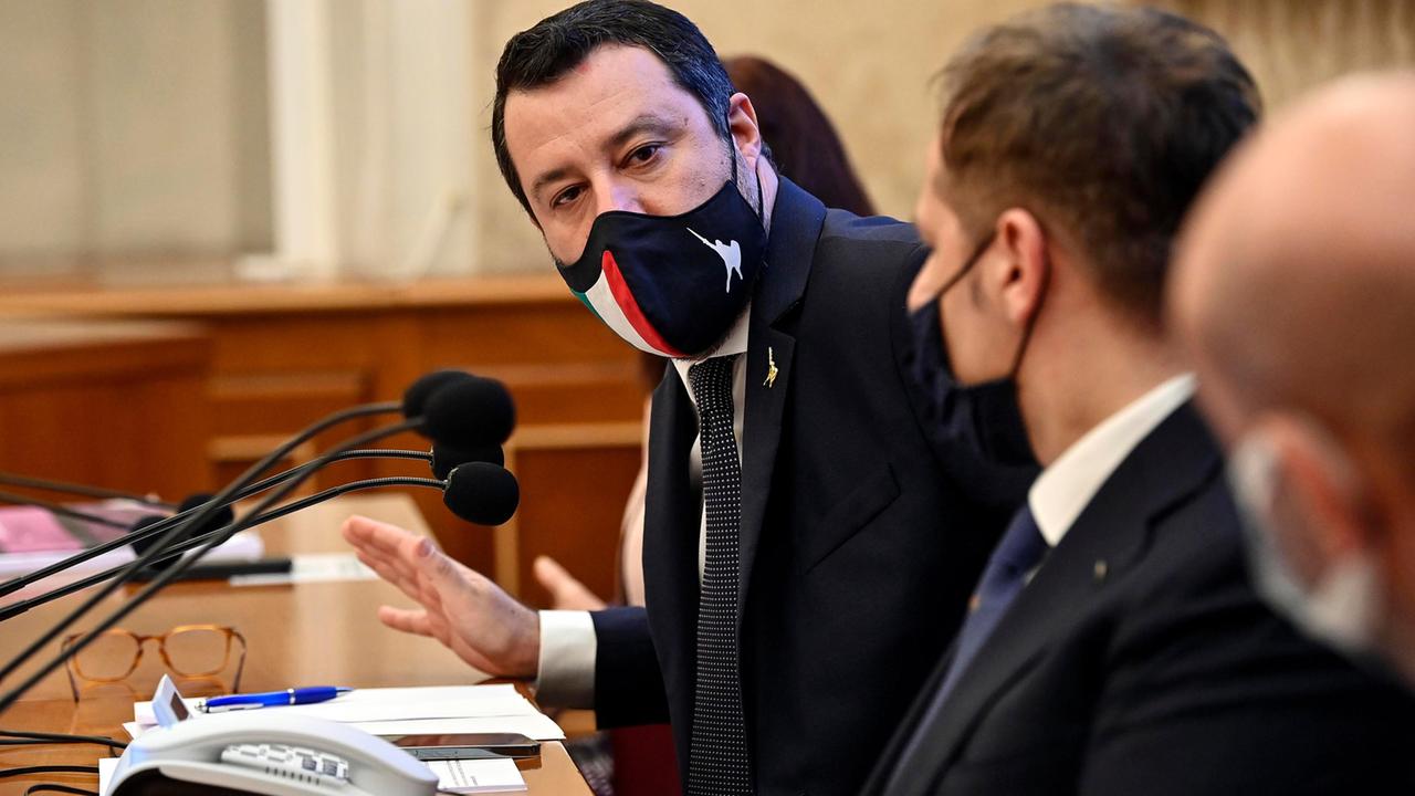 Open Arms, Salvini rinviato a giudizio