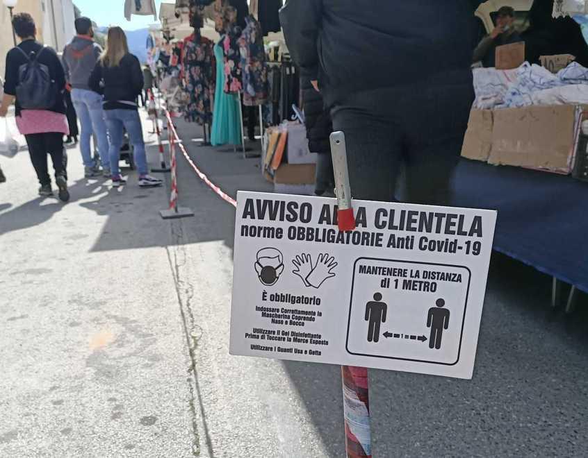 Anche Camaiore ritrova il mercato del venerdì «Ma gli affari latitano» 