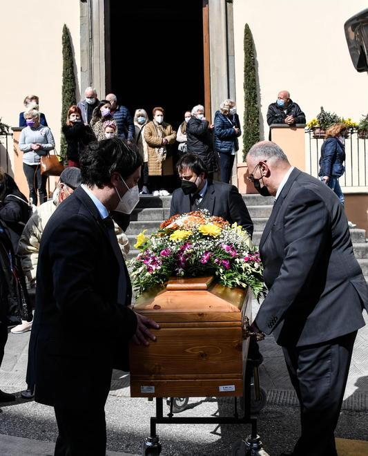 Ettore non se n’è andato da solo In tanti a dargli l’ultimo saluto 