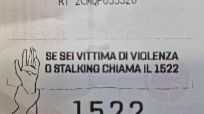 Il numero antiviolenza presto sugli scontrini delle farmacie e sui ticket