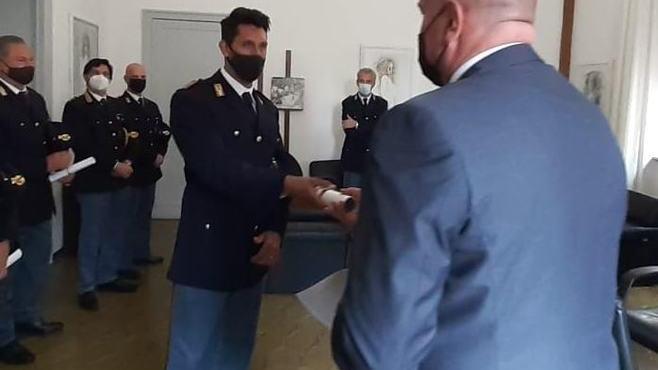 Francesco Costa premiato dal questore
