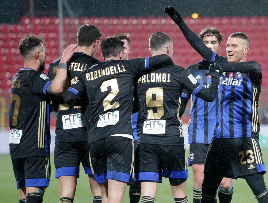 Il campionato piomba nel caos e il Pisa insegue la tranquillità 