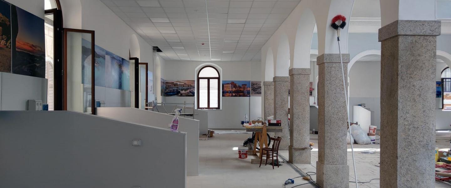 La Maddalena, salta l’apertura del mercato per l'estate: «Problemi tecnici» 