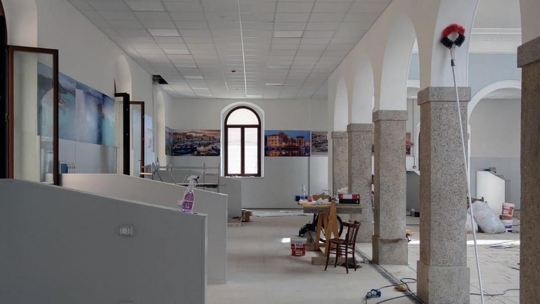 La Maddalena, salta l’apertura del mercato per l'estate: «Problemi tecnici»