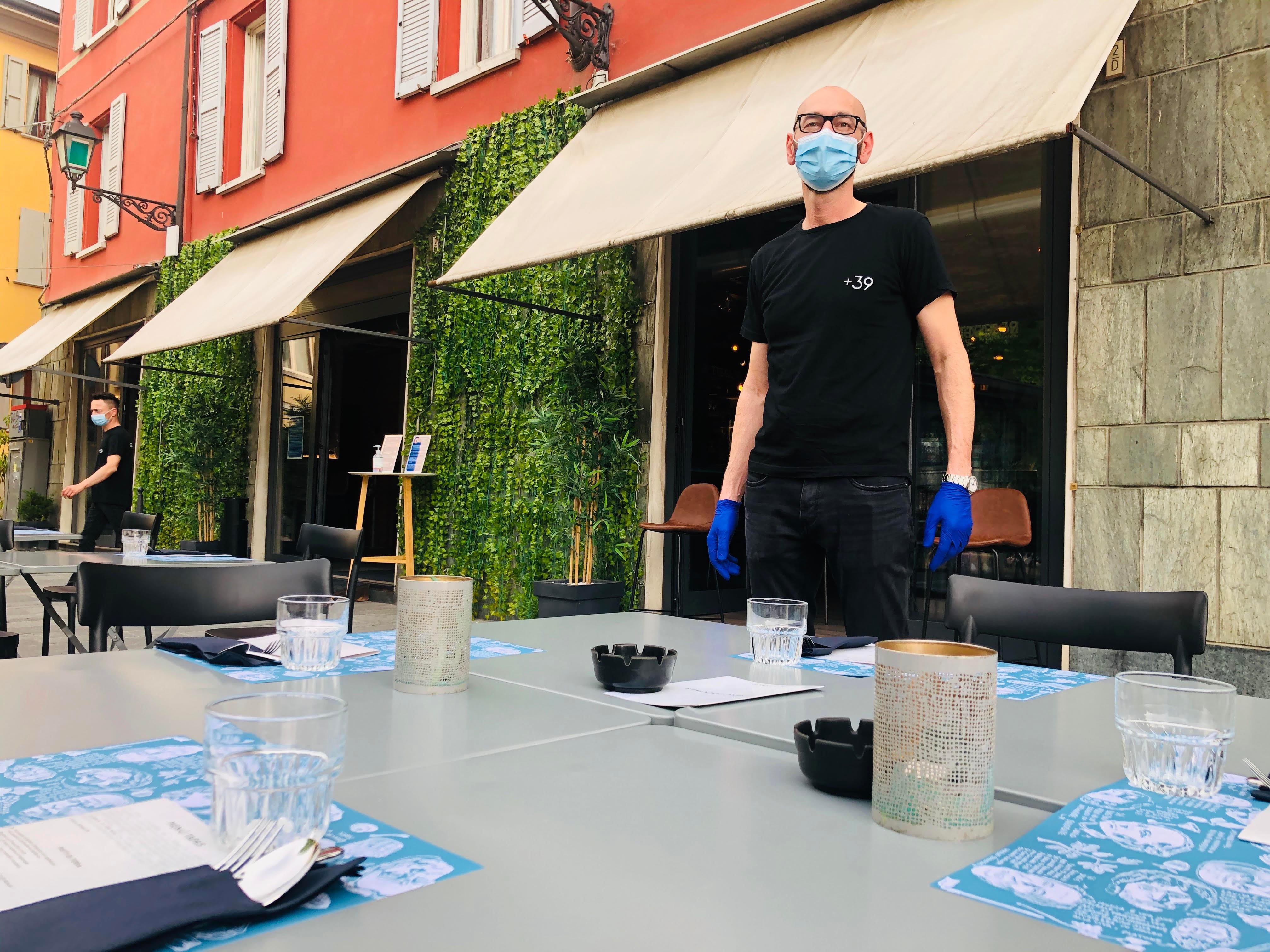 Reggio Emilia, ristoratori fra gioia e dubbi: «Con questa riapertura siamo vincolati al meteo»