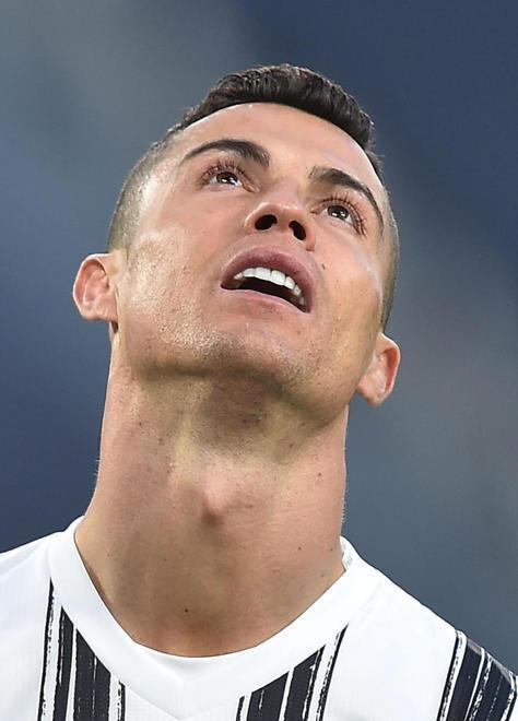 Ronaldo infortunato, spazio a Dybala Dea senza Romero, dubbio Pessina 