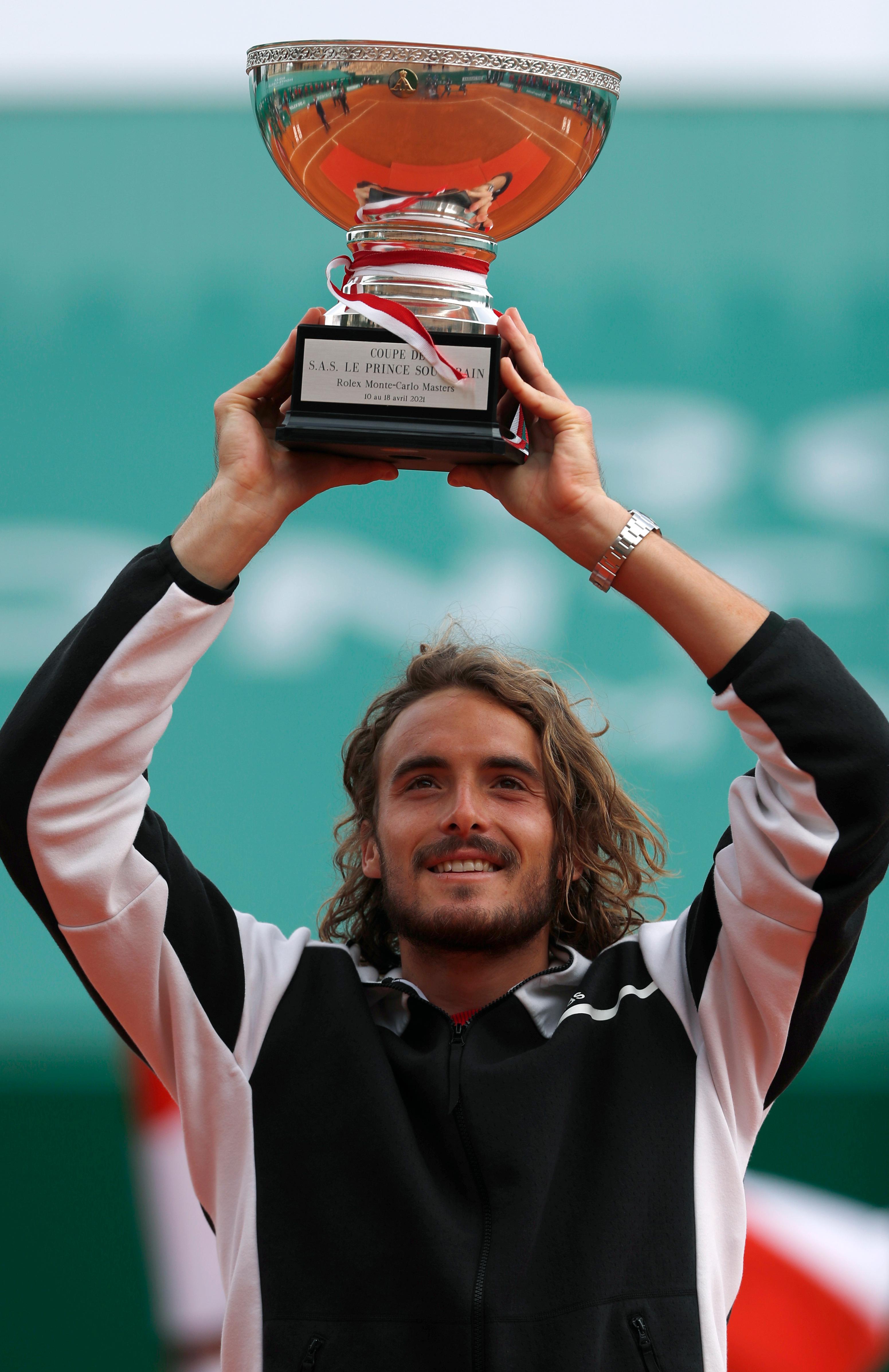 Tsitsipas il filosofo travolge Rublev, a Monte Carlo vince il suo primo 1000 