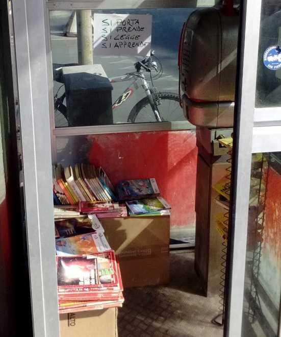 La cabina biblioteca raddoppia a Portoferraio  