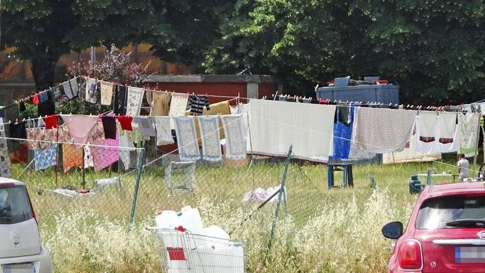 Sequestri contro le soste abusive di nomadi