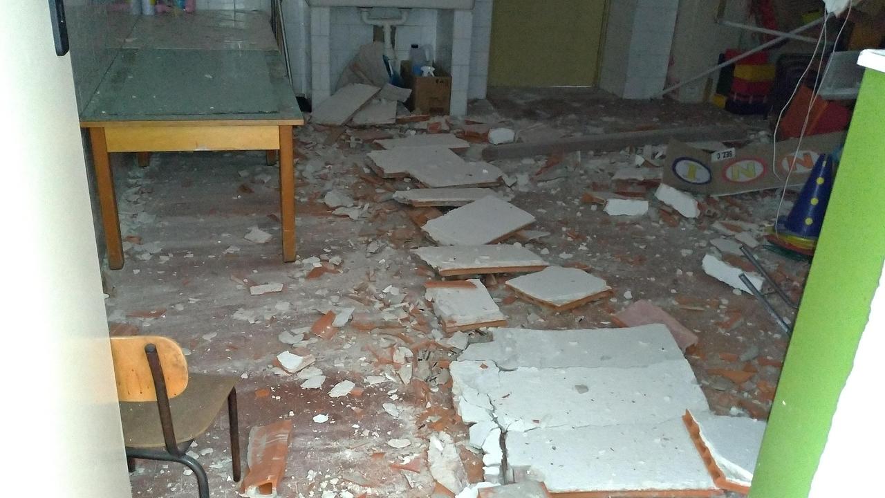 Tragedia sfiorata a Cabras, crolla un solaio nella scuola dell'infanzia 