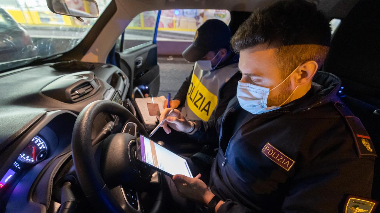 Ferrara, i controlli della polizia: denunce e Fogli di via