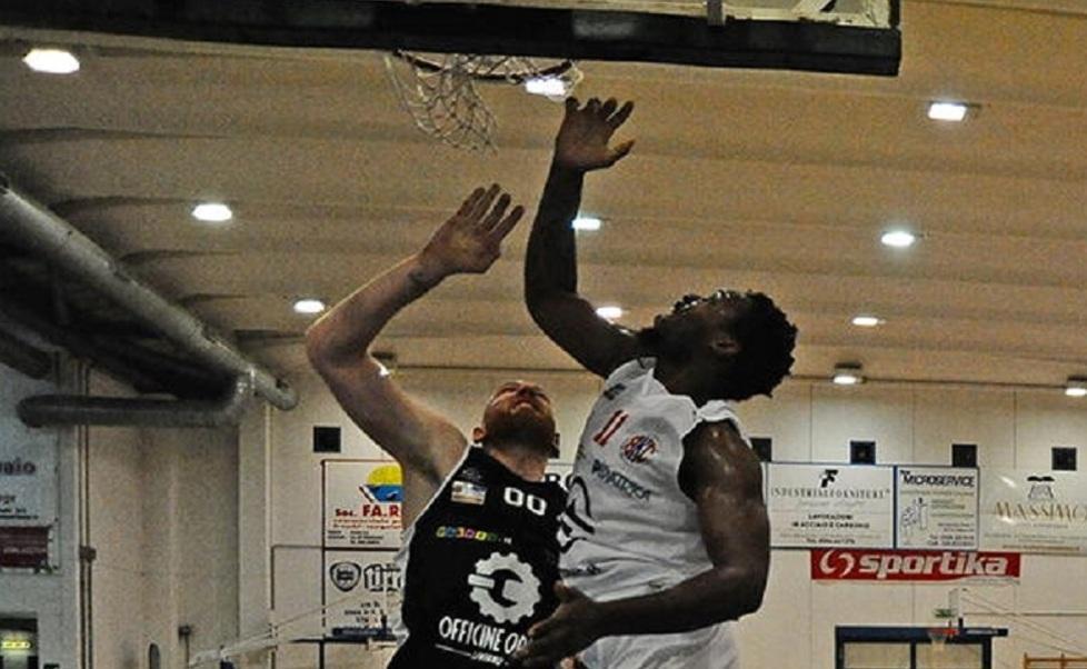 Basket Cecina, rebus Covid: in dubbio il duello con Imola in un calendario da incubo 