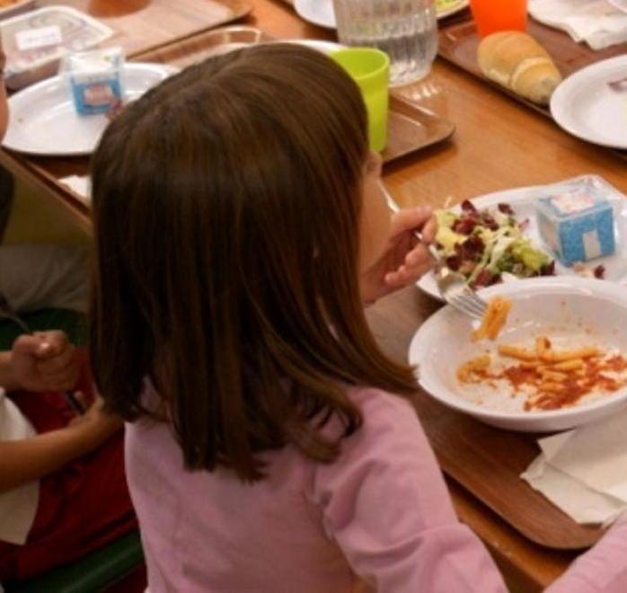 Da stamani il bando per iscrivere i propri figli alla mensa