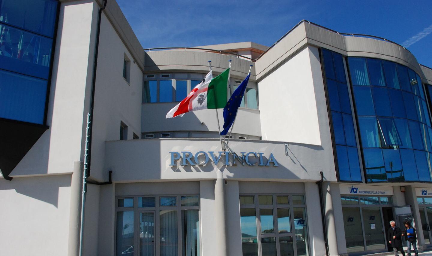 Province sarde morte e risorte ma nella mappa regna il caos 