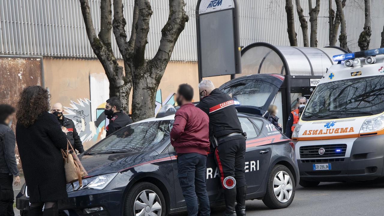 Rissa tra dipendenti in azienda, cinque denunciati
