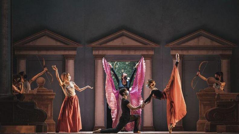 Il Maggio debutta con “Adriana Lecouvreur” Pereira: «Pronti ad avere anche il pubblico»