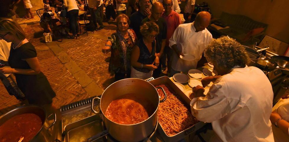 Al Cassero la notte di solidarietà per Amatrice 