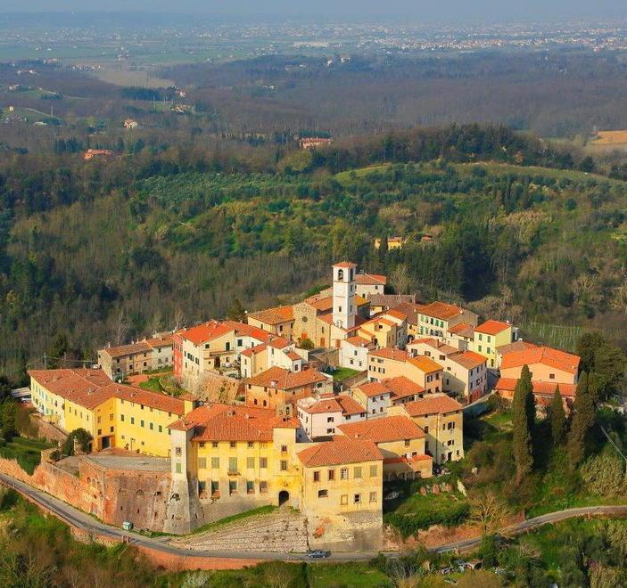 Trekking con guide turistiche a Montecastello e Treggiaia 