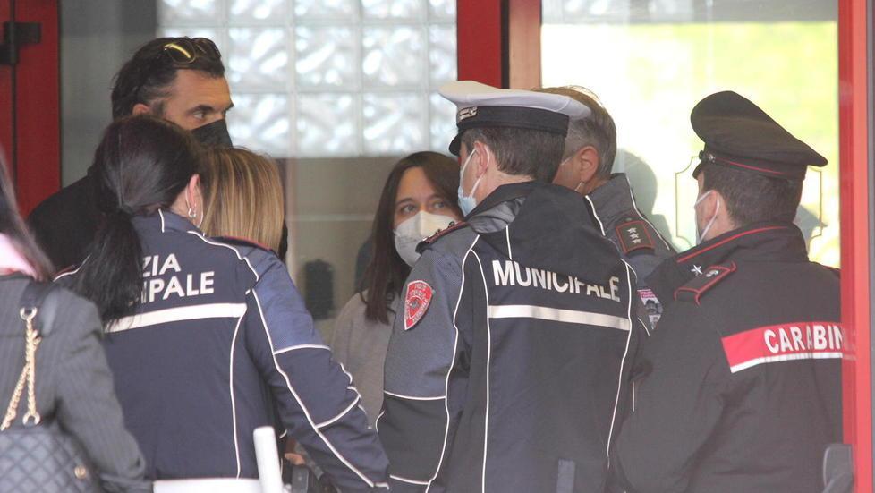 Il dolore del sindaco «Gesto inspiegabile»
