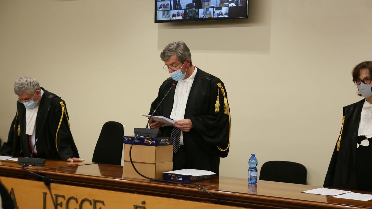 Papà separato non vede le due figlie da anni. L’appello: nonna sta male e vuole salutarvi