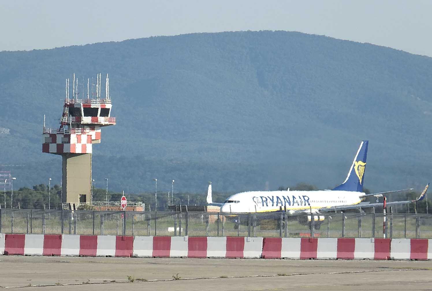 Ryanair punta ancora su Pisa: presentate le 50 destinazioni per l'estate (3 sono nuove)