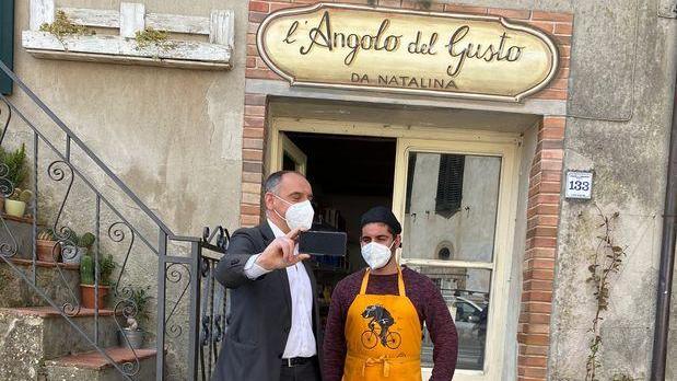 Dopo anni di chiusura riapre il negozio di alimentari a Ruota