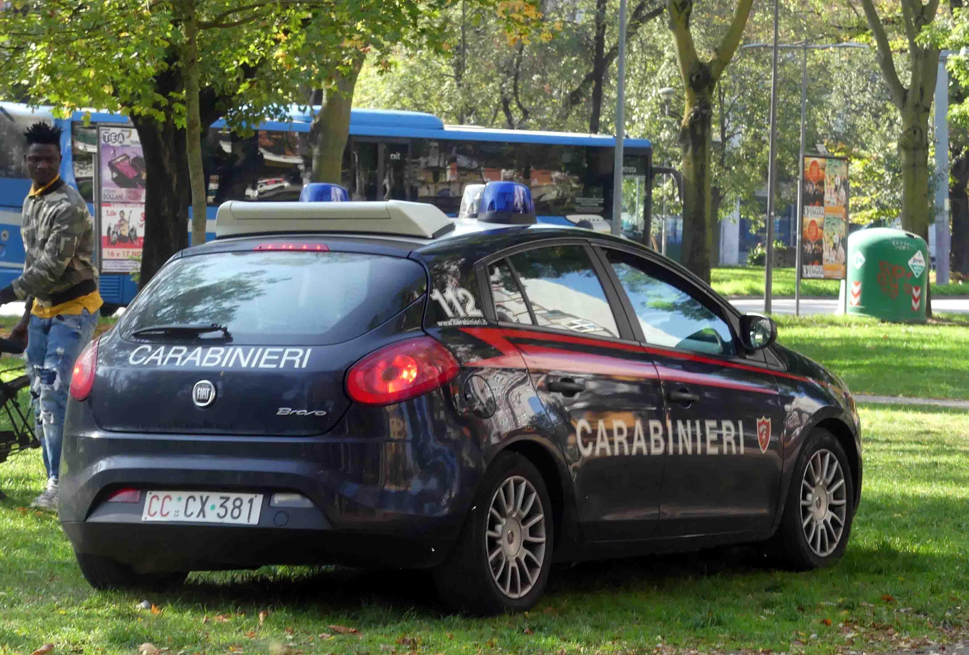 Guidava ubriaco, patente ritirata. Segnalato anche un 15enne trovato con dell' hashish
