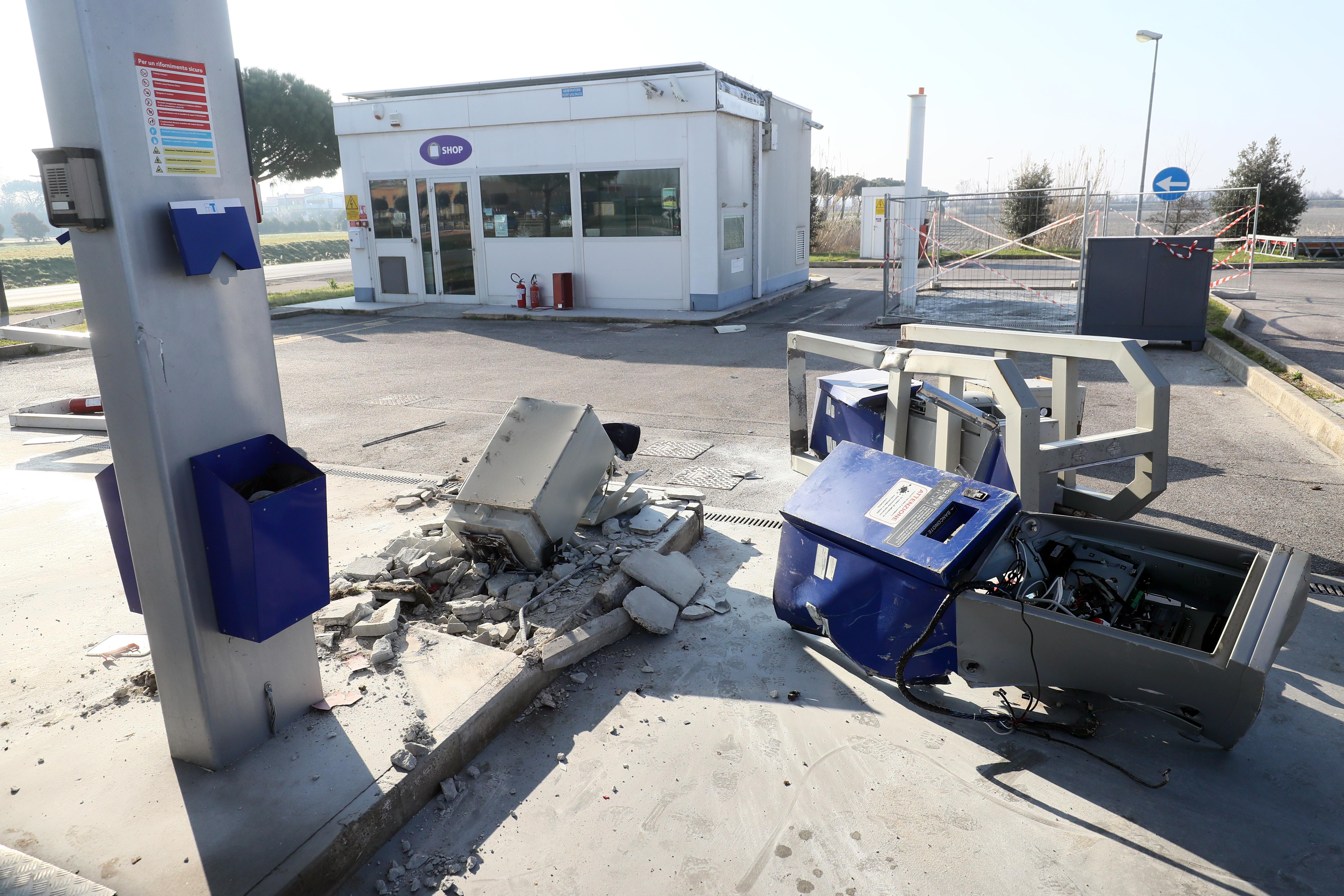 Ferrara, arrestato dai carabinieri  l’ultimo membro della banda dei ladri di “bobcat”