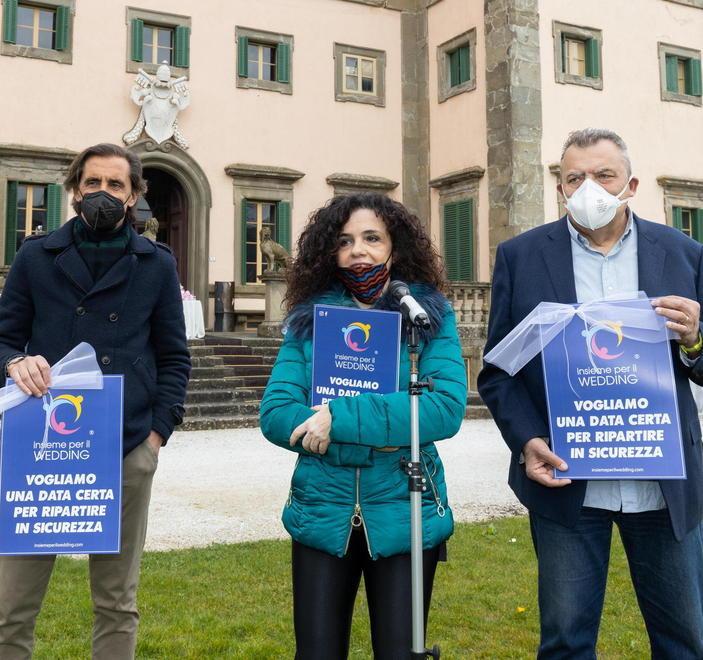 “Insieme per il wedding” stavolta manifesta a Roma 