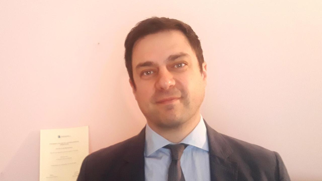 Modena, lo studio di un modenese. Come si comporta l’entusiasmo da social network
