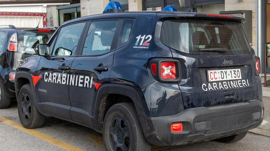 Compra droga a 15 anni, fermato dai carabinieri e segnalato in prefettura