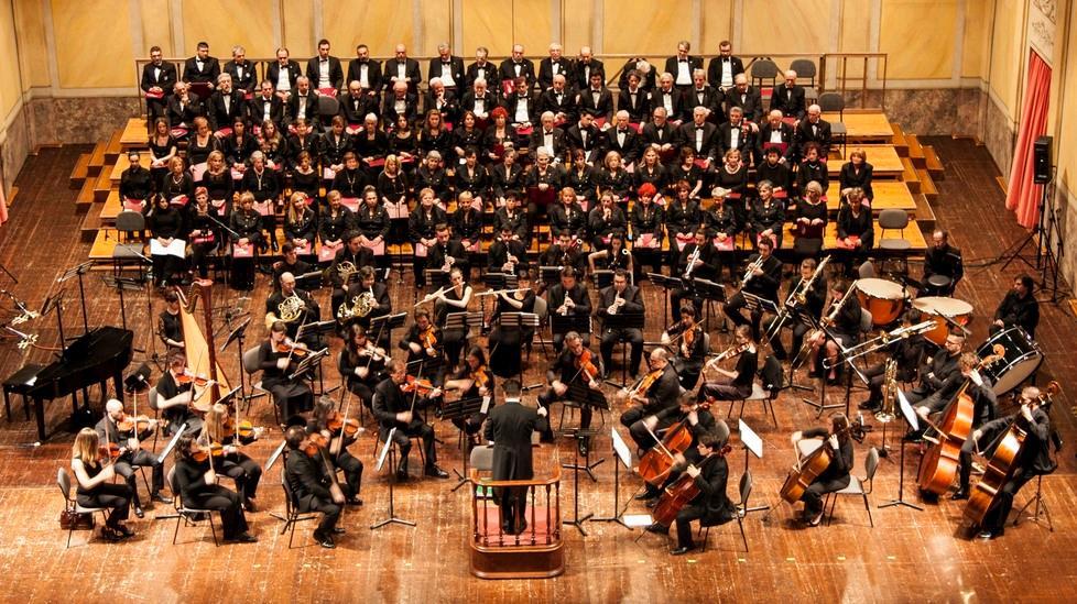 «La Rossini più forte del Covid prove online e a distanza» 