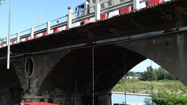 Sassuolo, soldi da Roma per sistemare la metà di Ponte Veggia