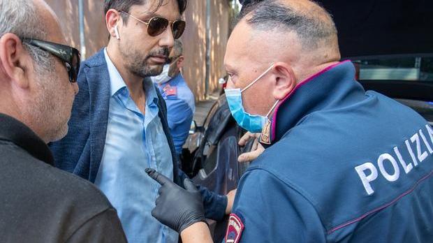 Spaccio di coppia In casa avevano coca per la movida