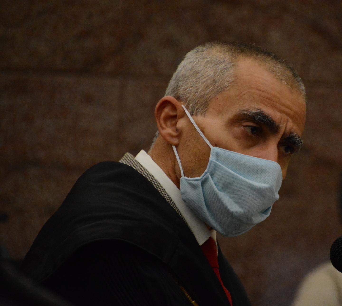 Ucciso dal virus a 51 anni Il pm: a processo due medici 