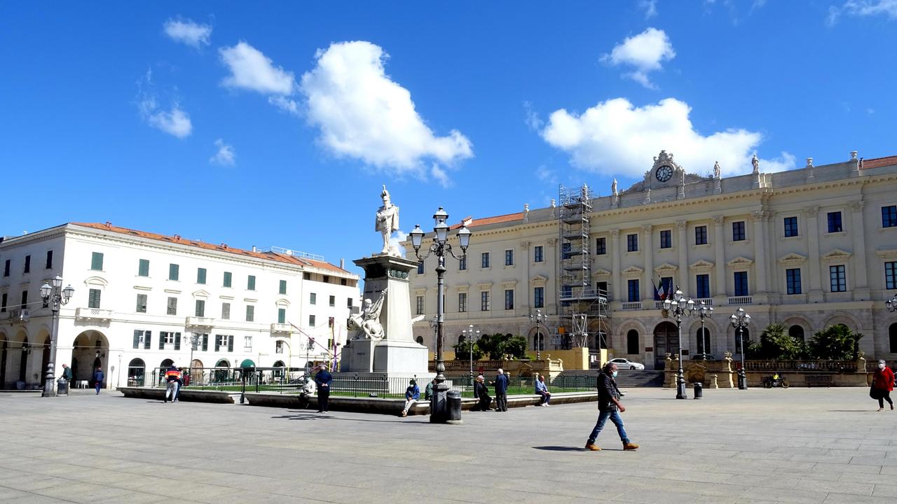 Piazza d'Italia a Sassari