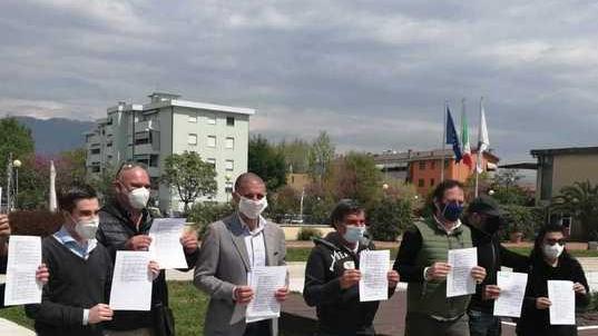 Consiglio rallentato Protesta l’opposizione