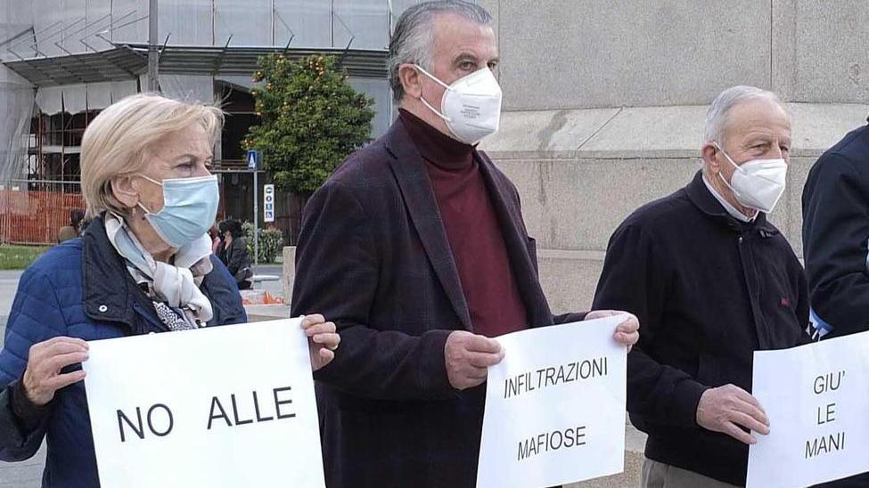 Sit-in leghista: «Chi è coinvolto si deve dimettere»