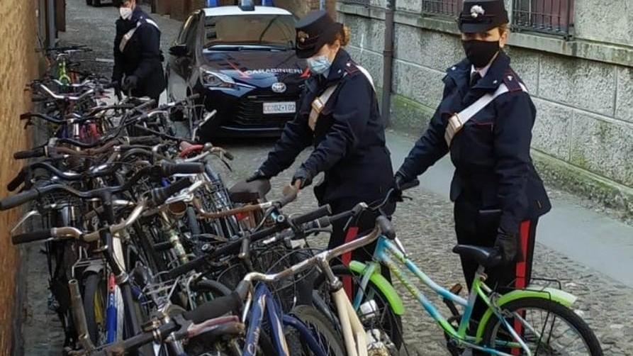 Recuperate bici rubate a casa ne aveva 48 Una donna è nei guai
